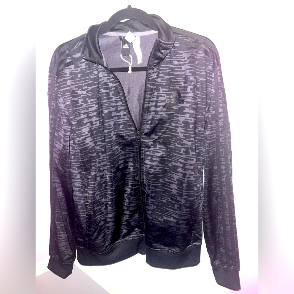 NWOT Men’s Adidas Zippered Jacket
